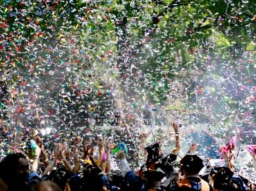 Things You Need For an Outdoor Graduation Party