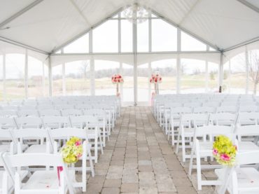 7 Must-Know Outdoor Wedding Tips