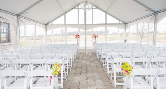 7 Must-Know Outdoor Wedding Tips