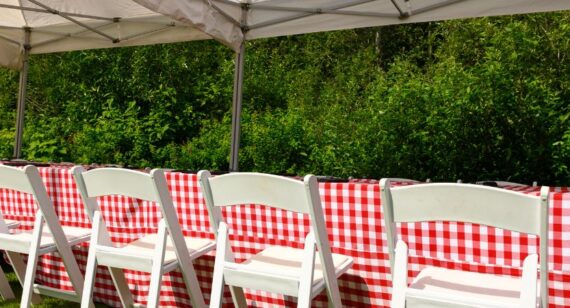 Why Should You Hold Your Next Event Outdoors?