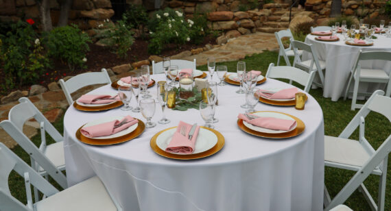 Tips for Finding the Best Table Cloth Rentals for Your Party