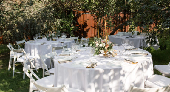 Backyard Wedding Setup Guide: Layout, Rentals, and Budget Planning